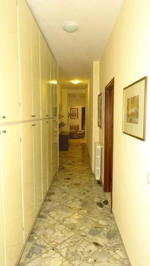 Hotel House Of Arts Bari Exteriér fotografie